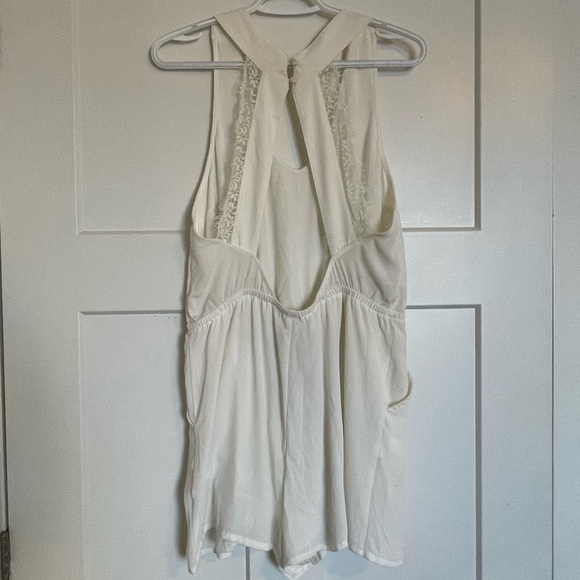 Off White Lace Romper - Picture 3 of 7